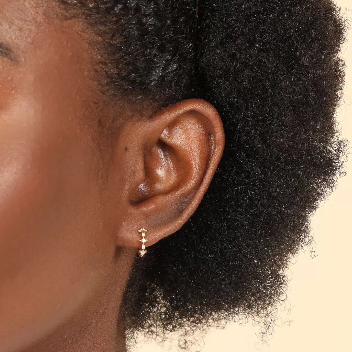 Astrid & Miyu Cosmic Star 8Mm Hoop In Gold 18K Gold Plated Sterling Silver Sale