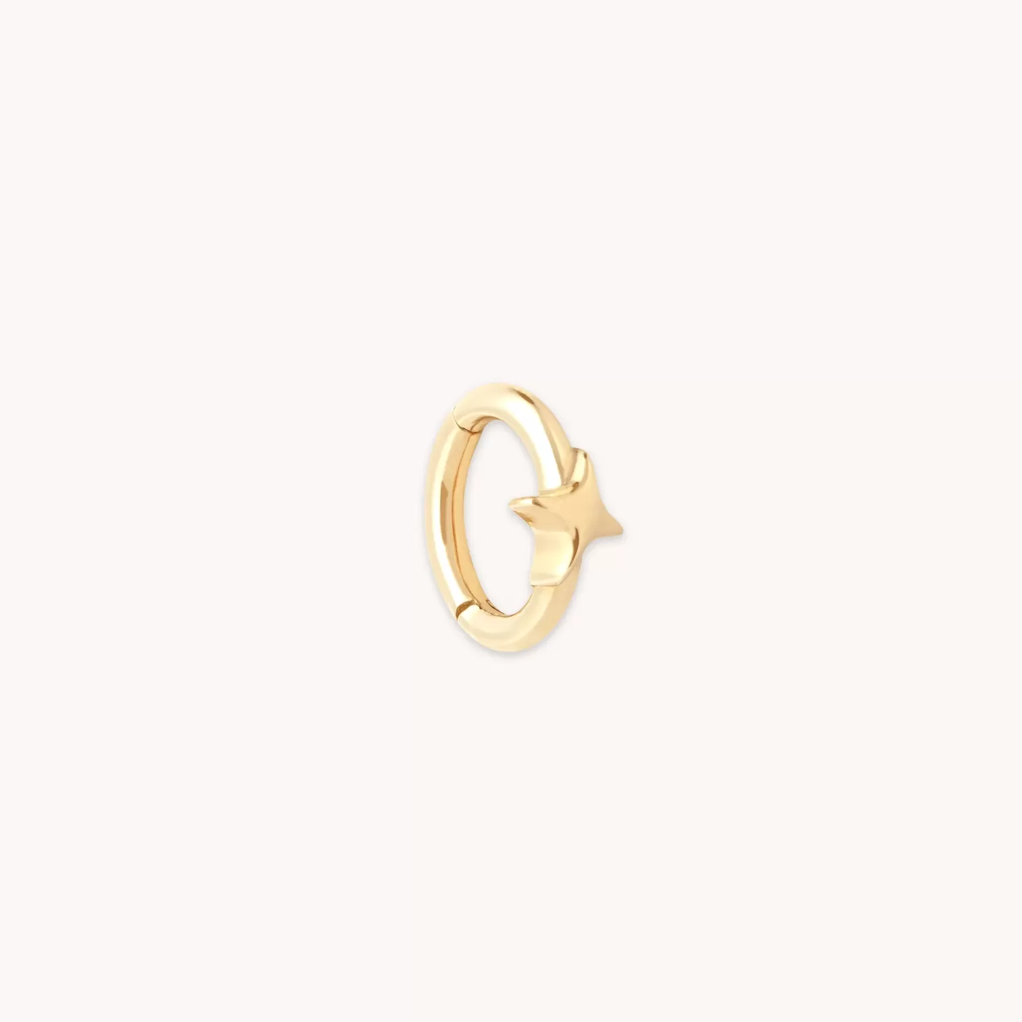 Astrid & Miyu Cosmic Star Rook Hoop In Solid Gold 14K Gold Flash Sale