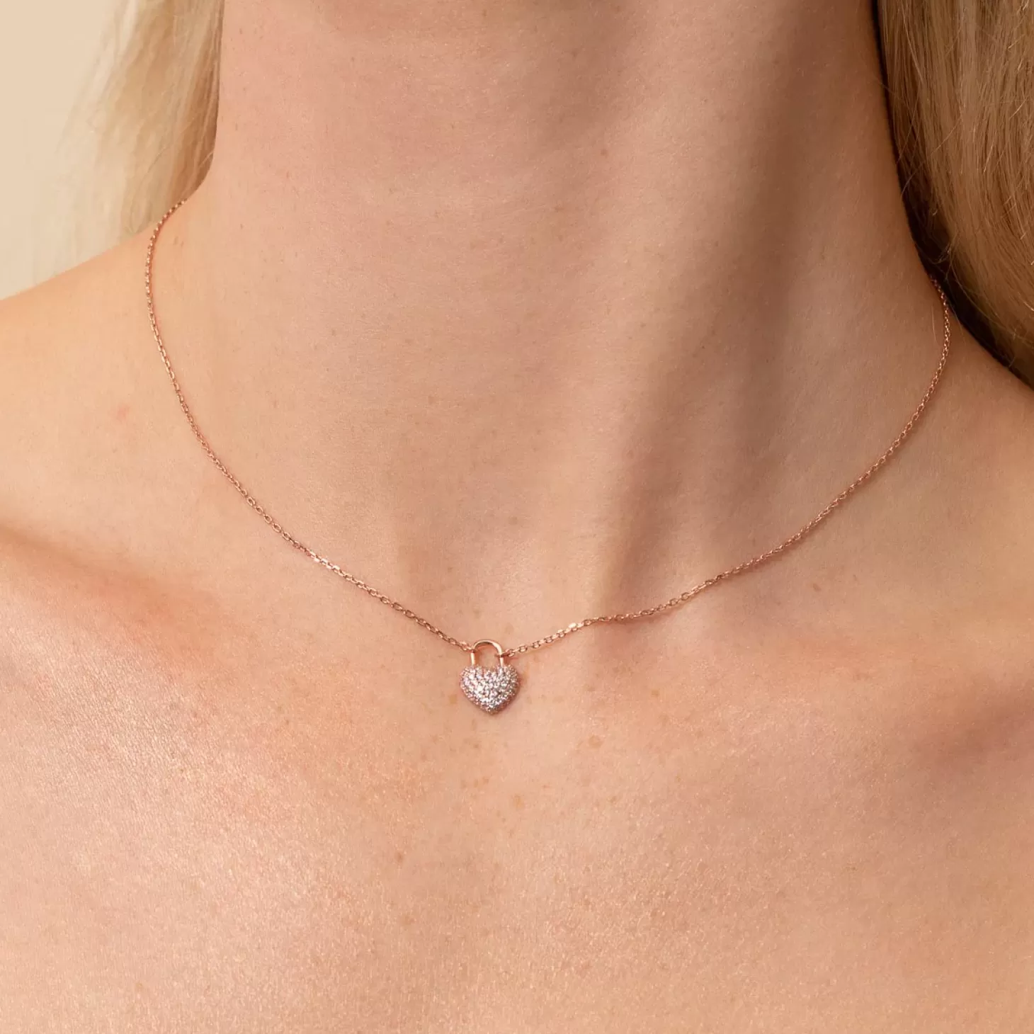 Astrid & Miyu Heart Pave Pendant Necklace In Rose Gold 18K Rose Gold Plated Sterling Silver Cheap