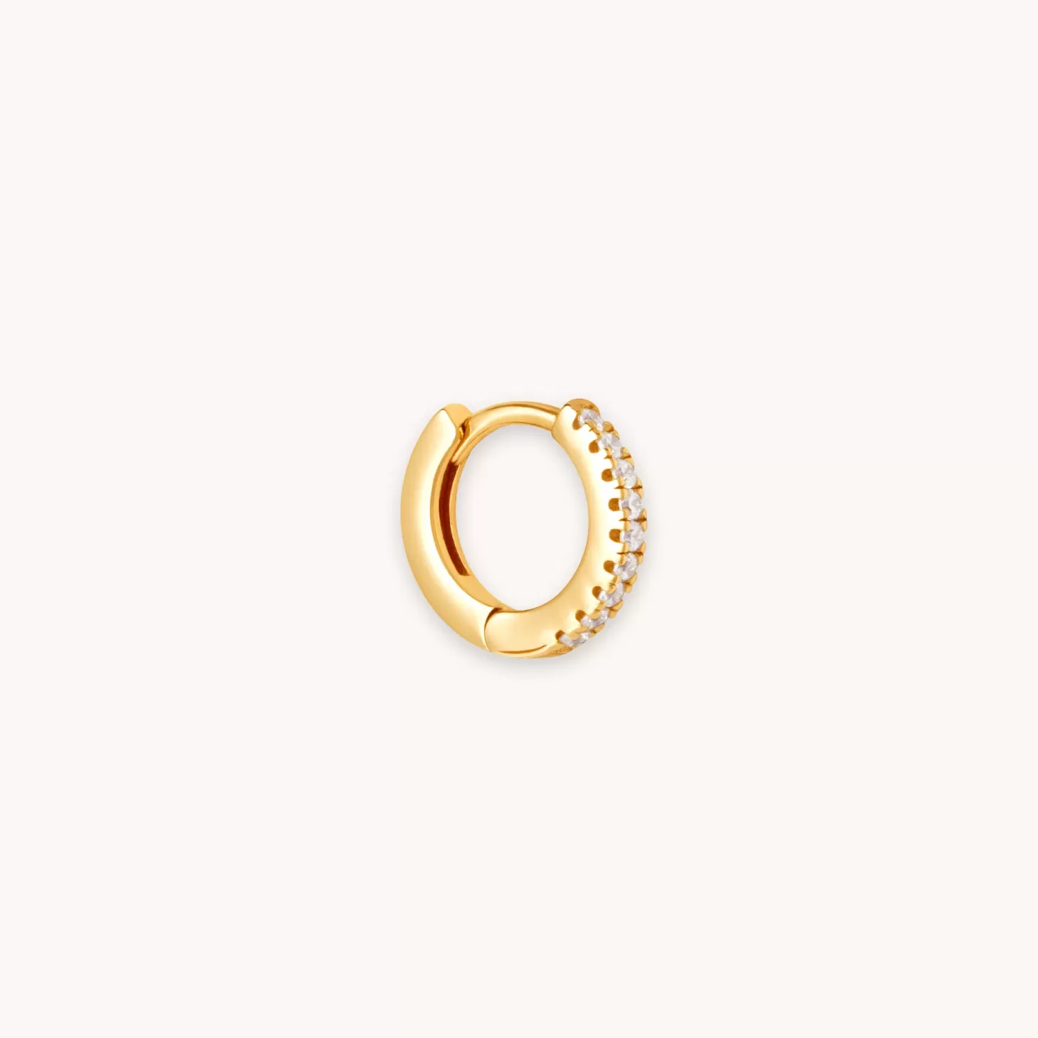 Astrid & Miyu Jewelled Crystal Hoop 6.5Mm In Gold 18K Gold Plated Sterling Silver Outlet