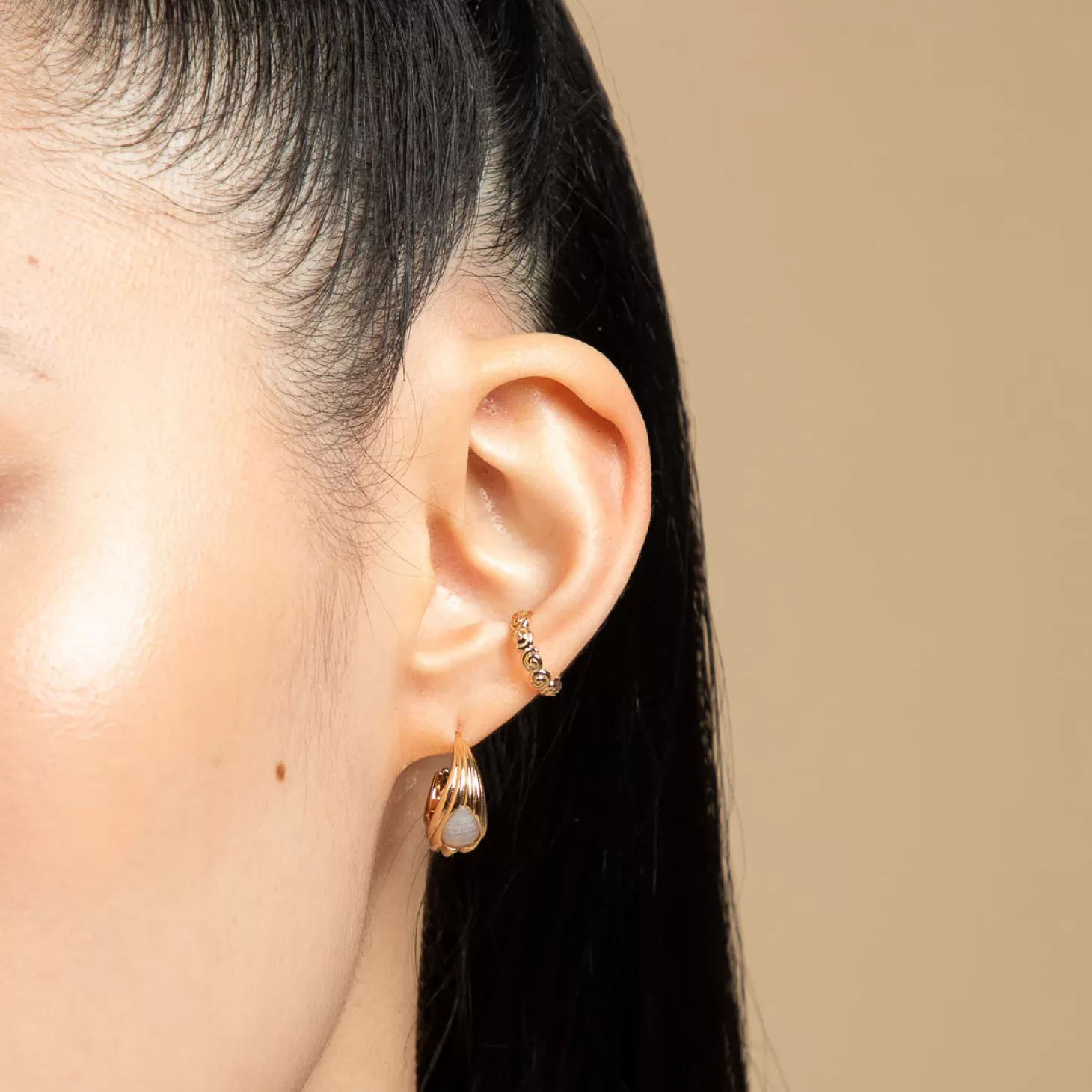 Astrid & Miyu Shell Ear Cuff In Gold 18K Gold Plated Sterling Silver Shop