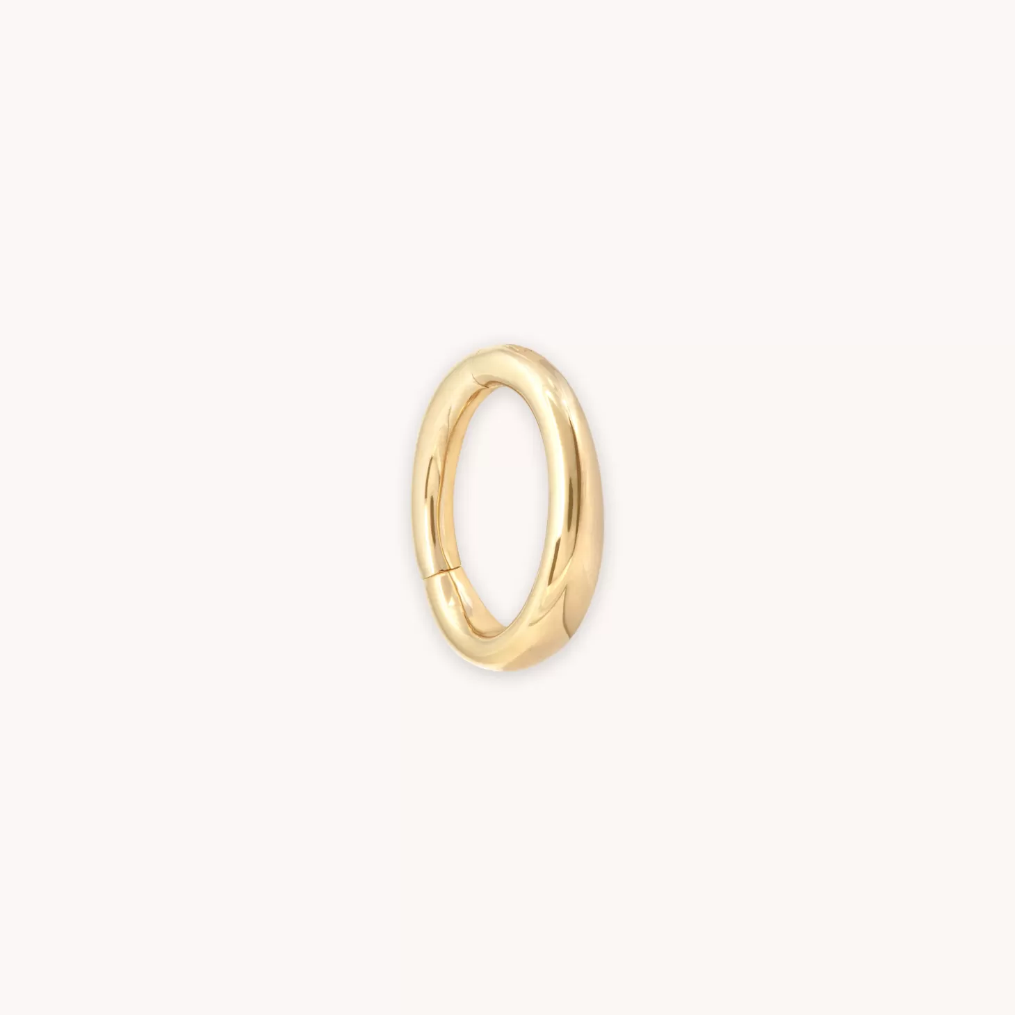Astrid & Miyu Solid Gold Graduated Rook Hoop 14K Gold Outlet