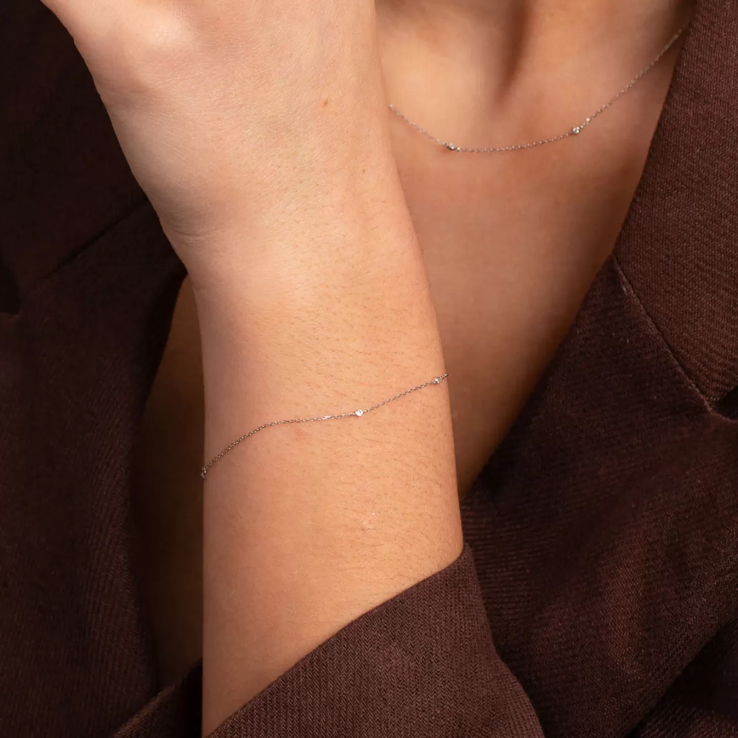 Astrid & Miyu Topaz Charm Bracelet In Solid White Gold 14K White Gold Sale