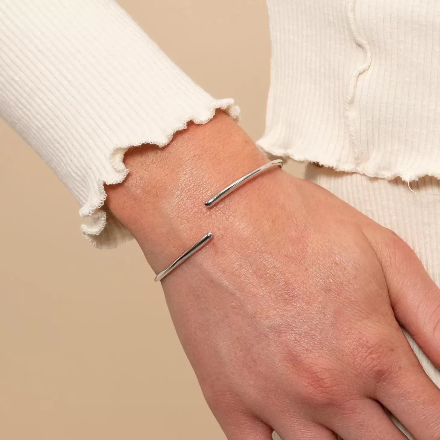 Astrid & Miyu Twist Cuff In Silver Rhodium Plated Sterling Silver Flash Sale